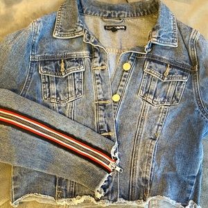 Cropped jean jacket